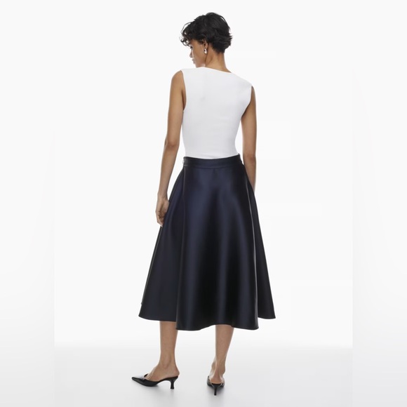 Aritzia Babaton futurism A-line satin midi skirt - Picture 3 of 6